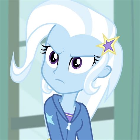 Trixie (@